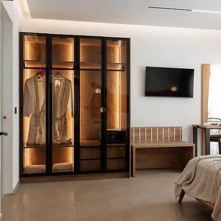 Gkf Luxury * Naxos City